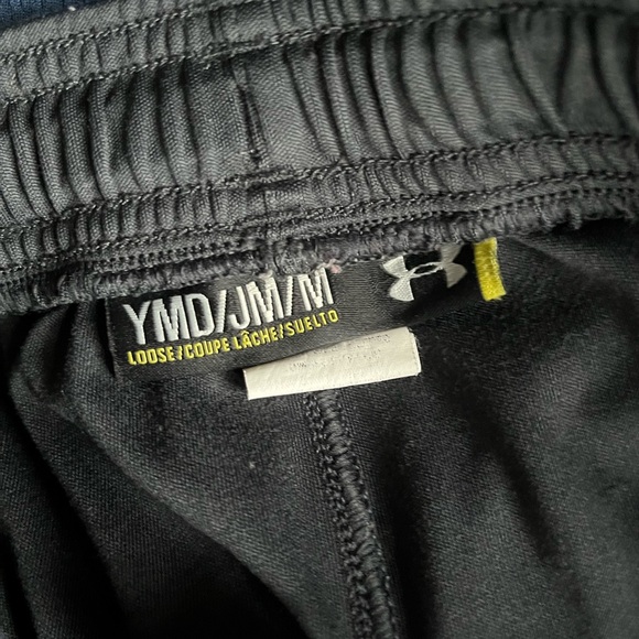 2 Pair Lot Boys Basketball Shorts All in Motion and Under Armor - Picture 8 of 10